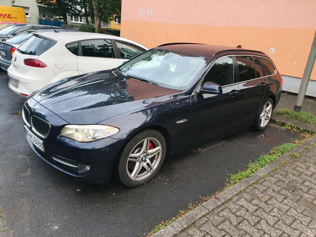 Image of BMW 520