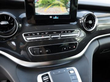 Mercedes V 250 - 12