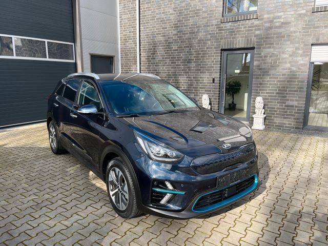 Kia Niro e-Niro Exekutive /64KWH/Leder/