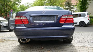 Fahrzeugabbildung Mercedes-Benz CLK 430 AVANTGARDE V8