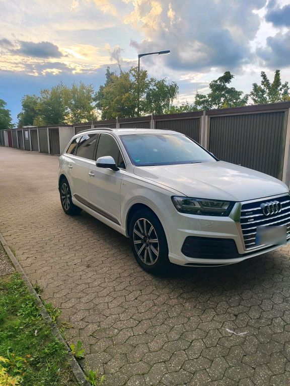 Image of Audi Q7