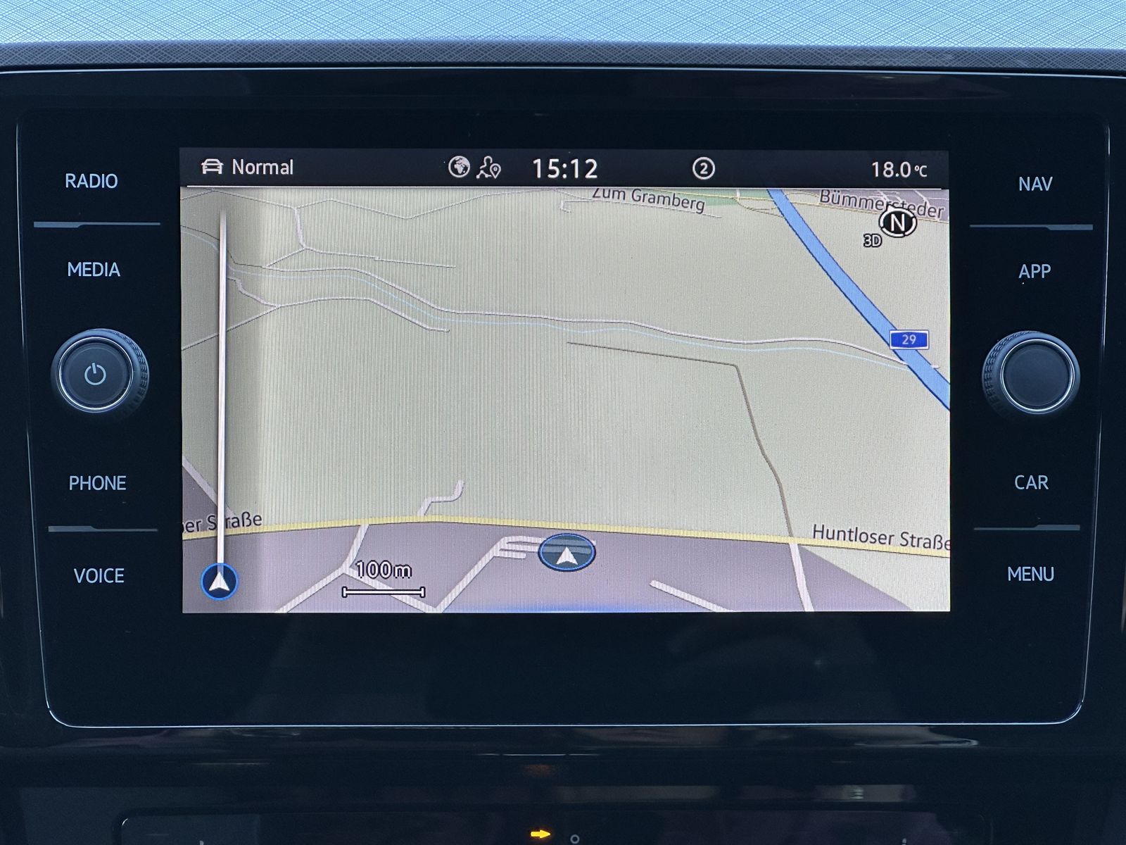 Fahrzeugabbildung Volkswagen Passat Variant GTE NAV+LED+AHK+HEADUP+DCC+18ZOLL