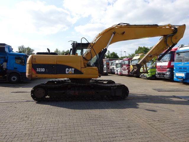 CAT 323DL Kettenbagger