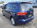 Volkswagen Touran DSG 7-Sitzer AHK Navi LED STHZG Kamera - Volkswagen Touran: Dsg