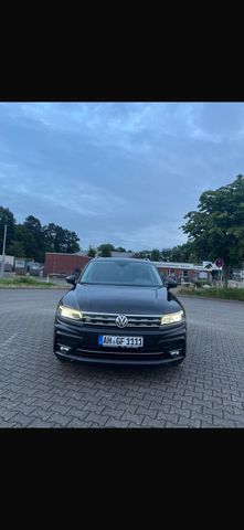 Volkswagen VW Tiguan R line