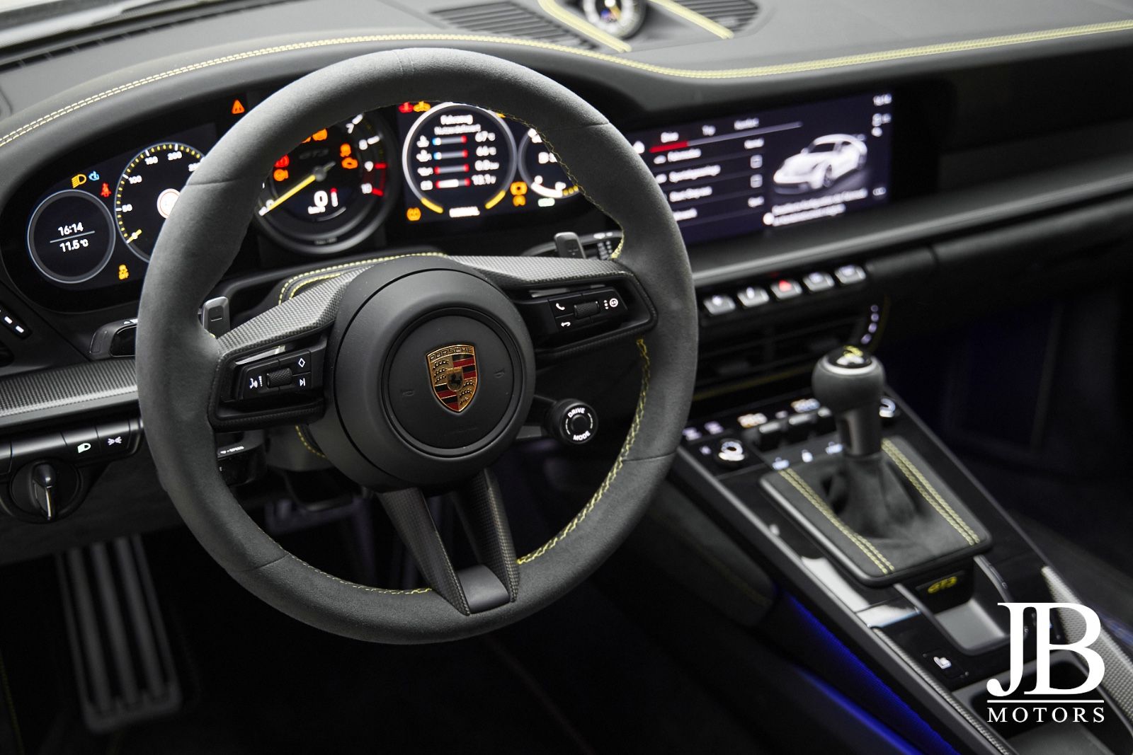 Fahrzeugabbildung Porsche 992.1 GT3 PTS PCCB Lift 18-Wege BOSE Carbon