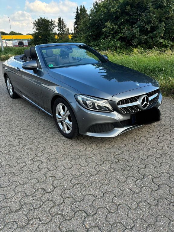 Image of Mercedes-Benz 220