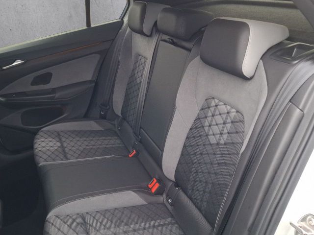 Golf VIII (8) R-Line 2.0 TDI Matrix-LED Navi