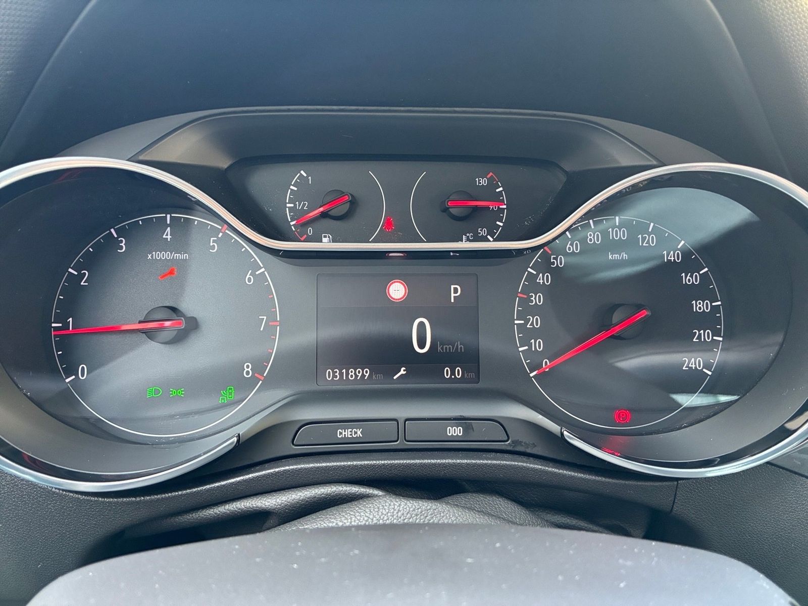Fahrzeugabbildung Opel Crossland 1.2 Turbo Elegance Kamera,LED,Matrix