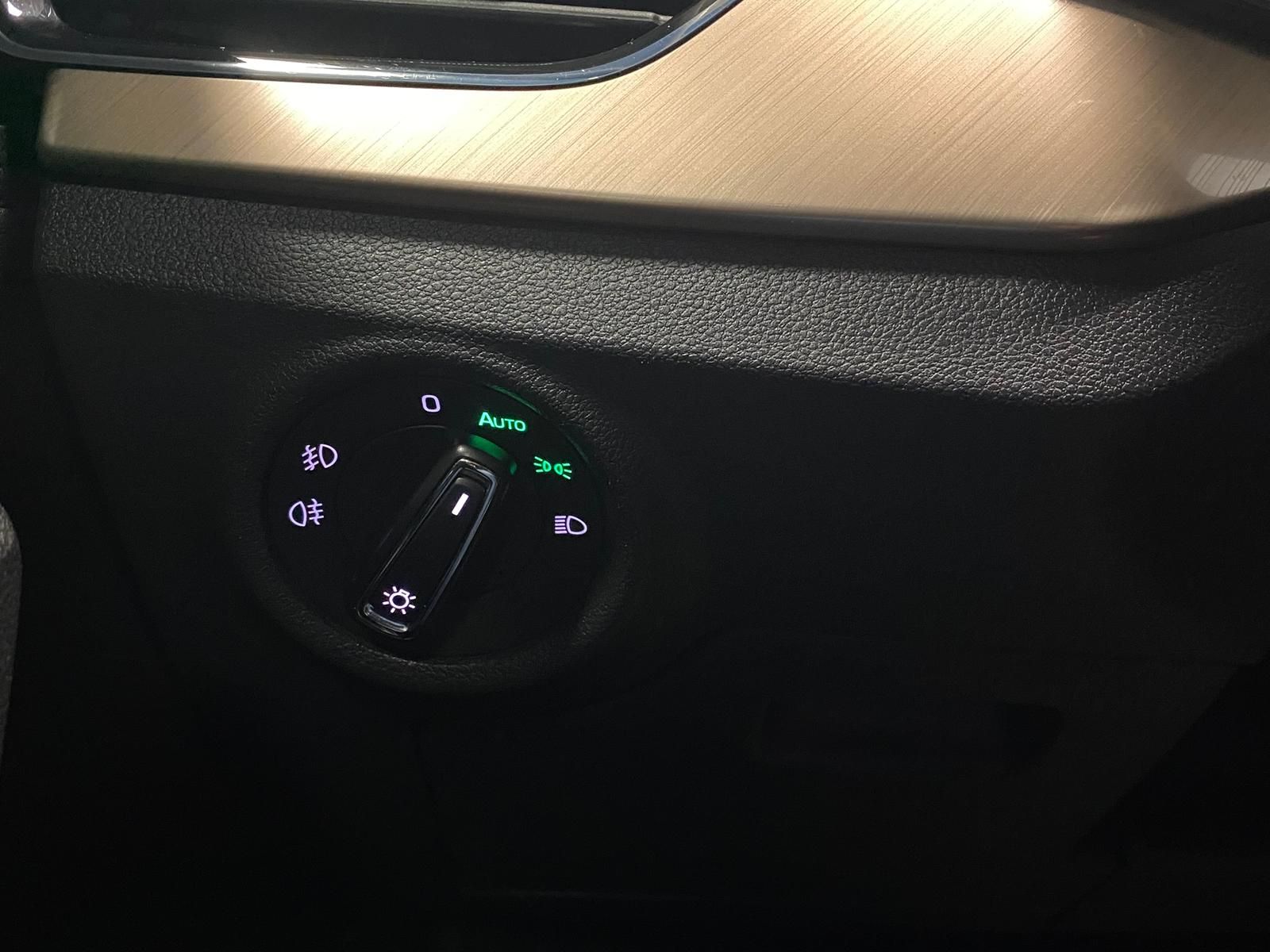 Fahrzeugabbildung SKODA Scala 1.0 TSI Style APP+KLIMA+RFK+PDC+SHZ+LED+++