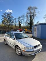 Volvo V40 1.8 | Automatik | TÜV bis 03/202... - Volvo V40: 1.8