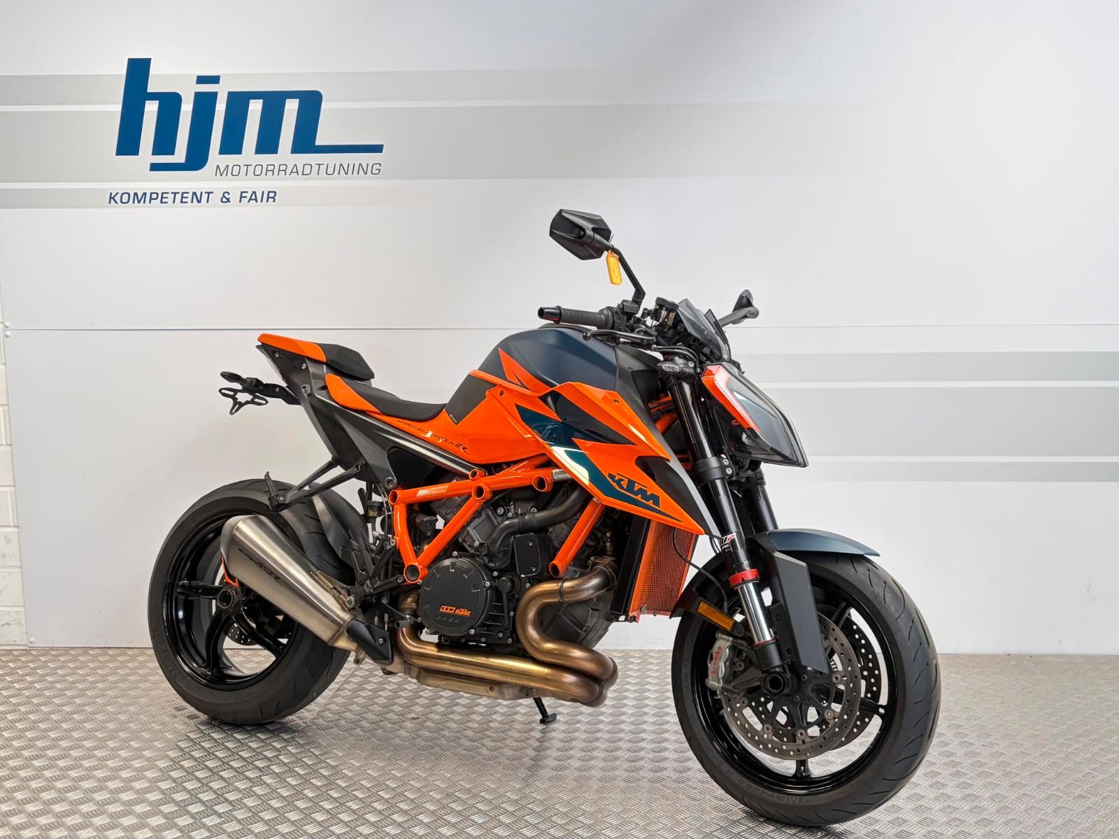 KTM 1290 Super Duke R / TechPack
