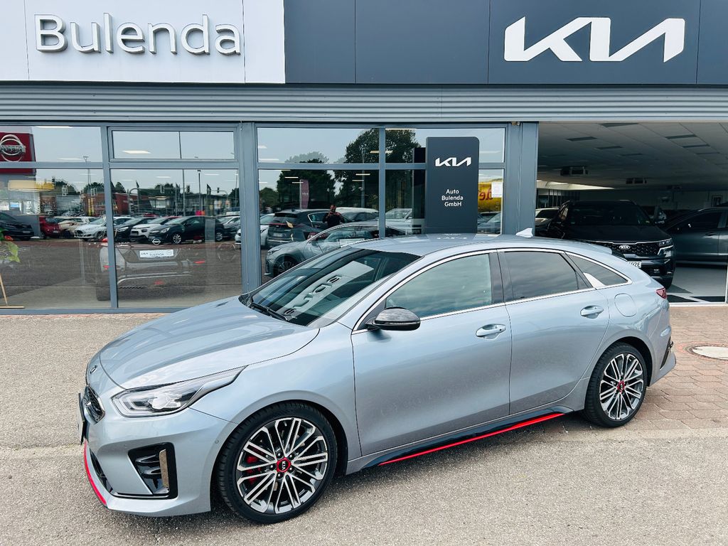 Kia pro cee'd / ProCeed