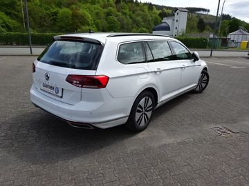 Fotografie des VW Passat Variant 1.4 TSI Hybrid GTE Klima Navi