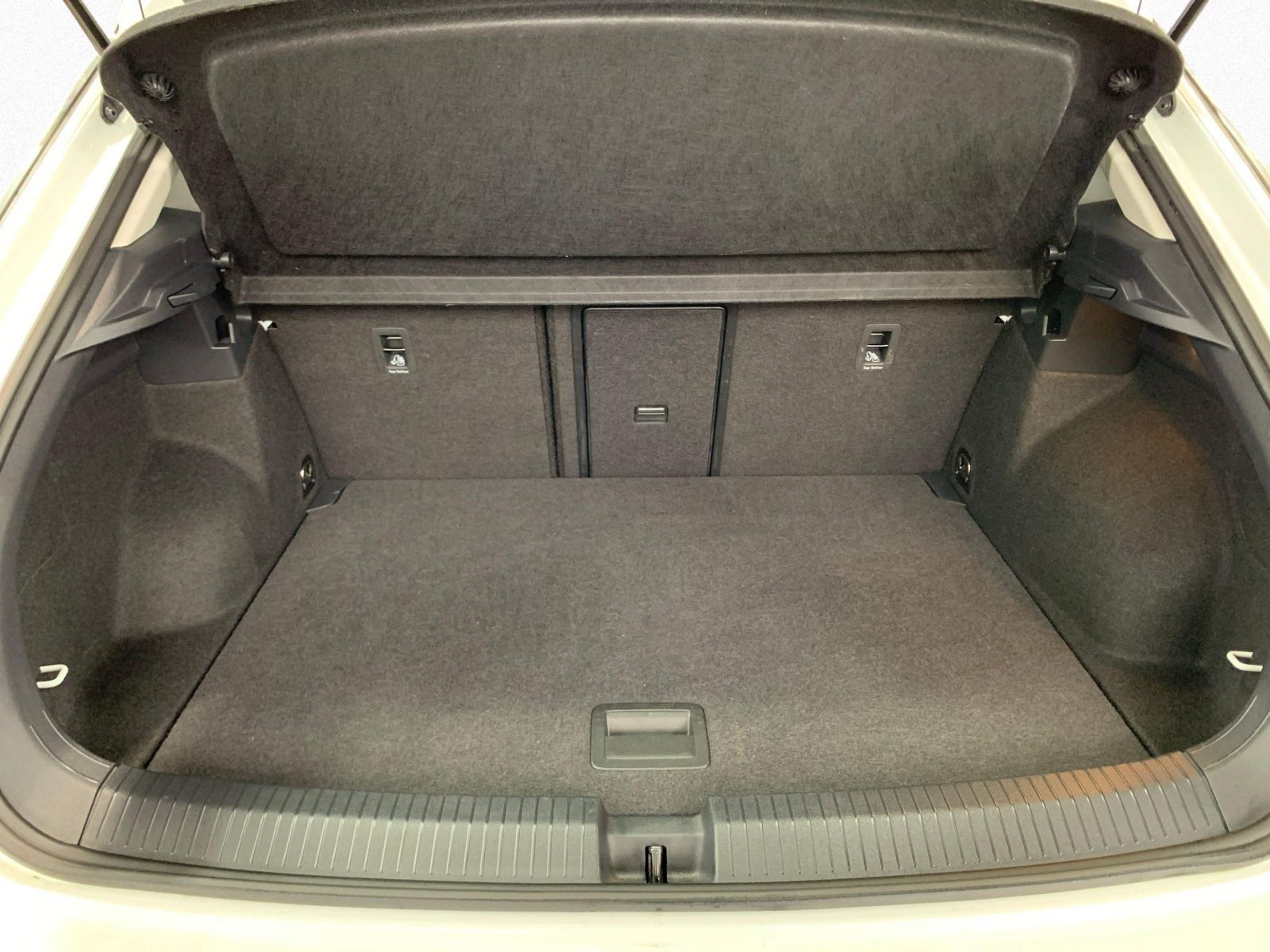 Volkswagen T-Roc - Bild 16