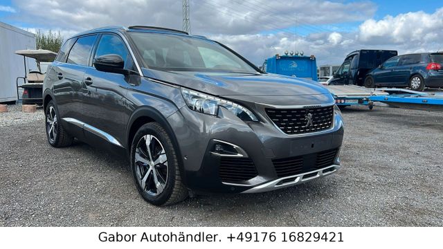 Peugeot 5008 Gt line. 2.0 . Panorama. Leder......