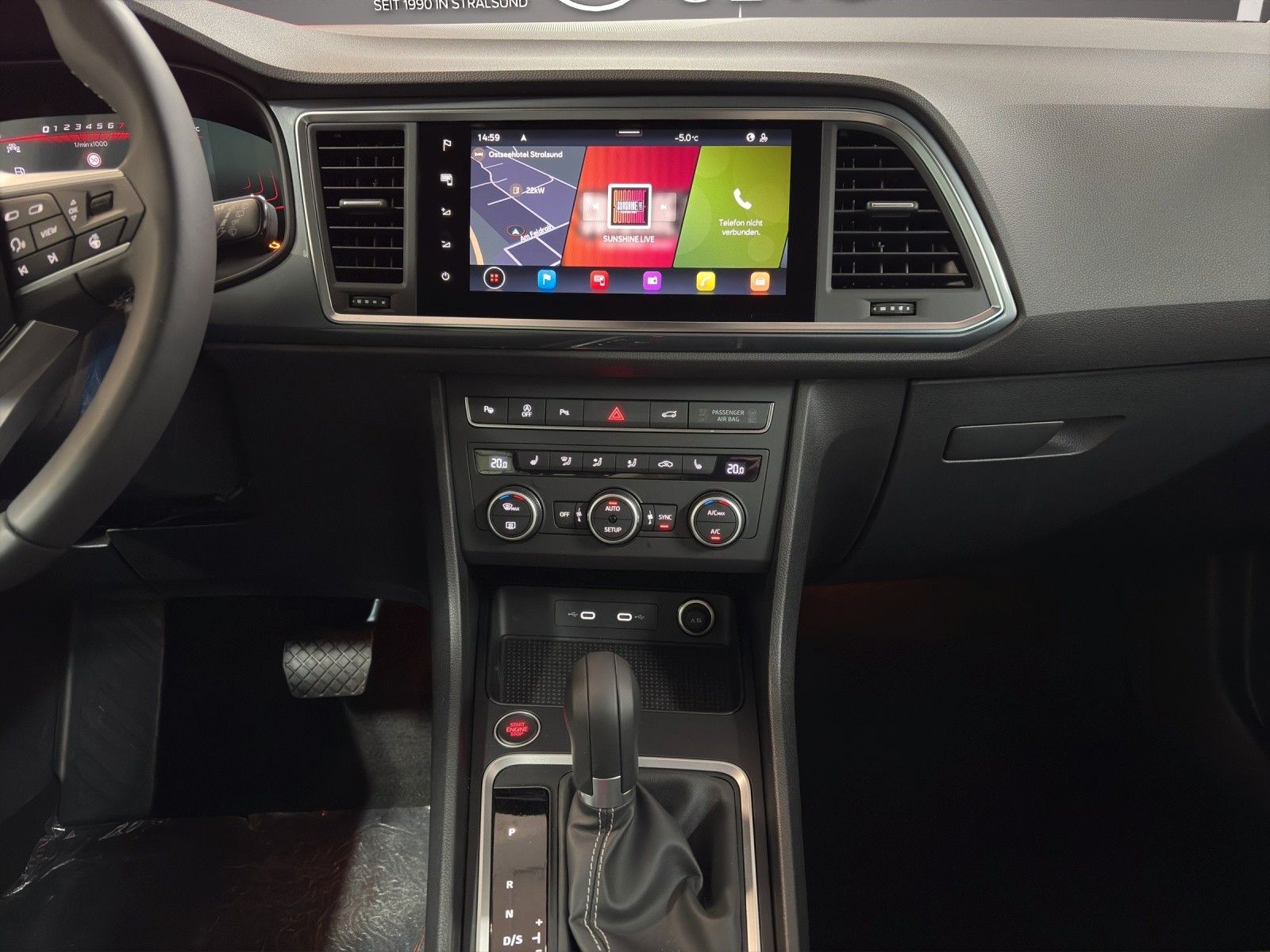 Fahrzeugabbildung SEAT Ateca 1.5 TSI Style DSG AHK/NAVI/ACC/AHZ/LHZ