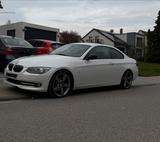 BMW 330i xDrive Coupé - - BMW 330 mit Benzin-Antrieb: Coupe