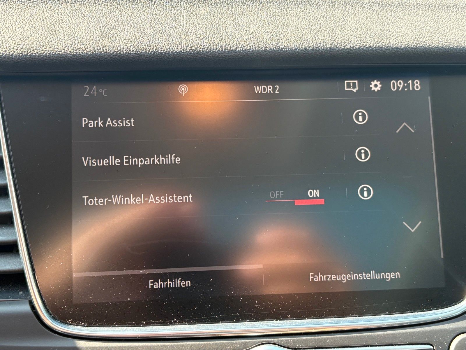 Fahrzeugabbildung Opel Grandland (X) 1.2 Aut. Ultimate Navi Leder Pano