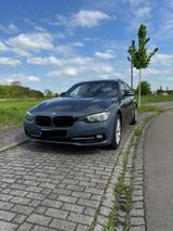 BMW 318i Touring Sport Line - BMW 318 in Leipzig