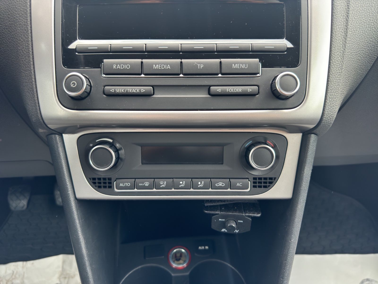 Fahrzeugabbildung Volkswagen Polo V Life /Klimaautom./Sitzhz./Tempom./PDC/Alu