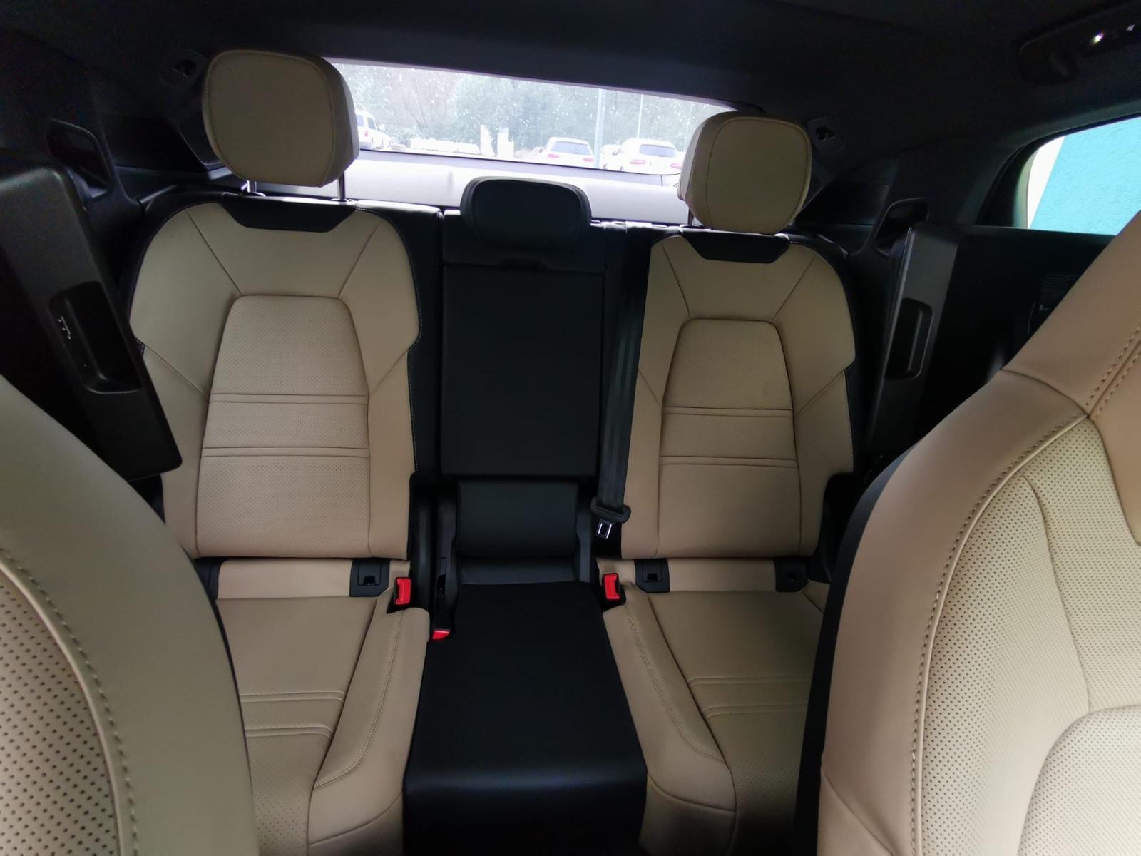 Porsche Cayenne E-Hybrid Coupe*SportDesign*KREIDE*BEIGE*