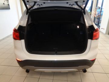 Fahrzeugabbildung BMW X1 xDrive20d xLine / NAVI / KLIMA / LED