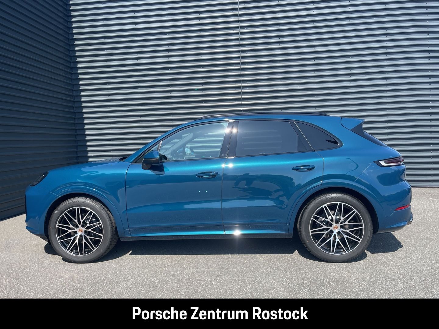 Porsche Cayenne BOSE Luftfederung LED-Matrix foto 2