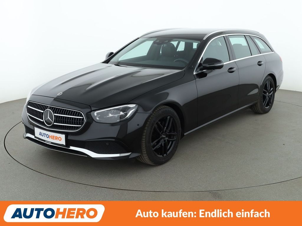 Image of Mercedes-Benz E 220