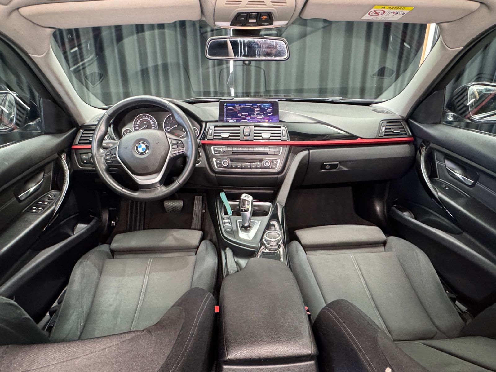 Fahrzeugabbildung BMW 320 d Touring|PANORAMA|AUTOMATIK|SPORT-LINE|
