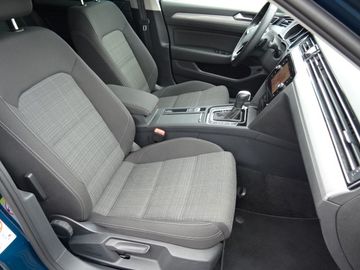 Volkswagen Passat - 10