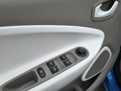 Fahrzeugabbildung ZOE Life