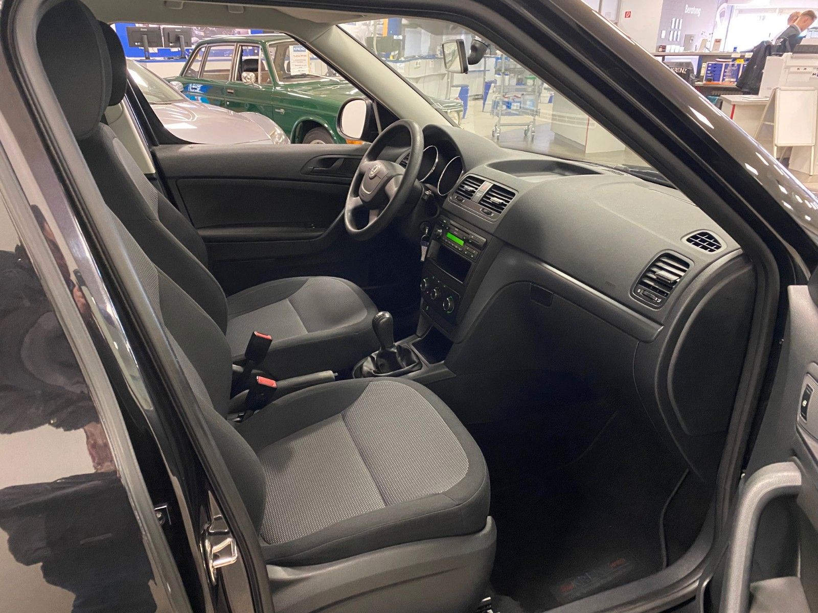 Fahrzeugabbildung SKODA Yeti 1.4 TSI+ACTIVE+KLIMA+ALLWETTER+GARANTIE+BC+