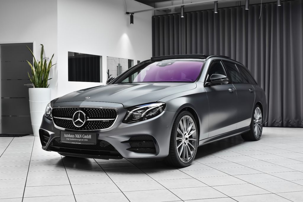 Image of Mercedes-Benz E 53 AMG