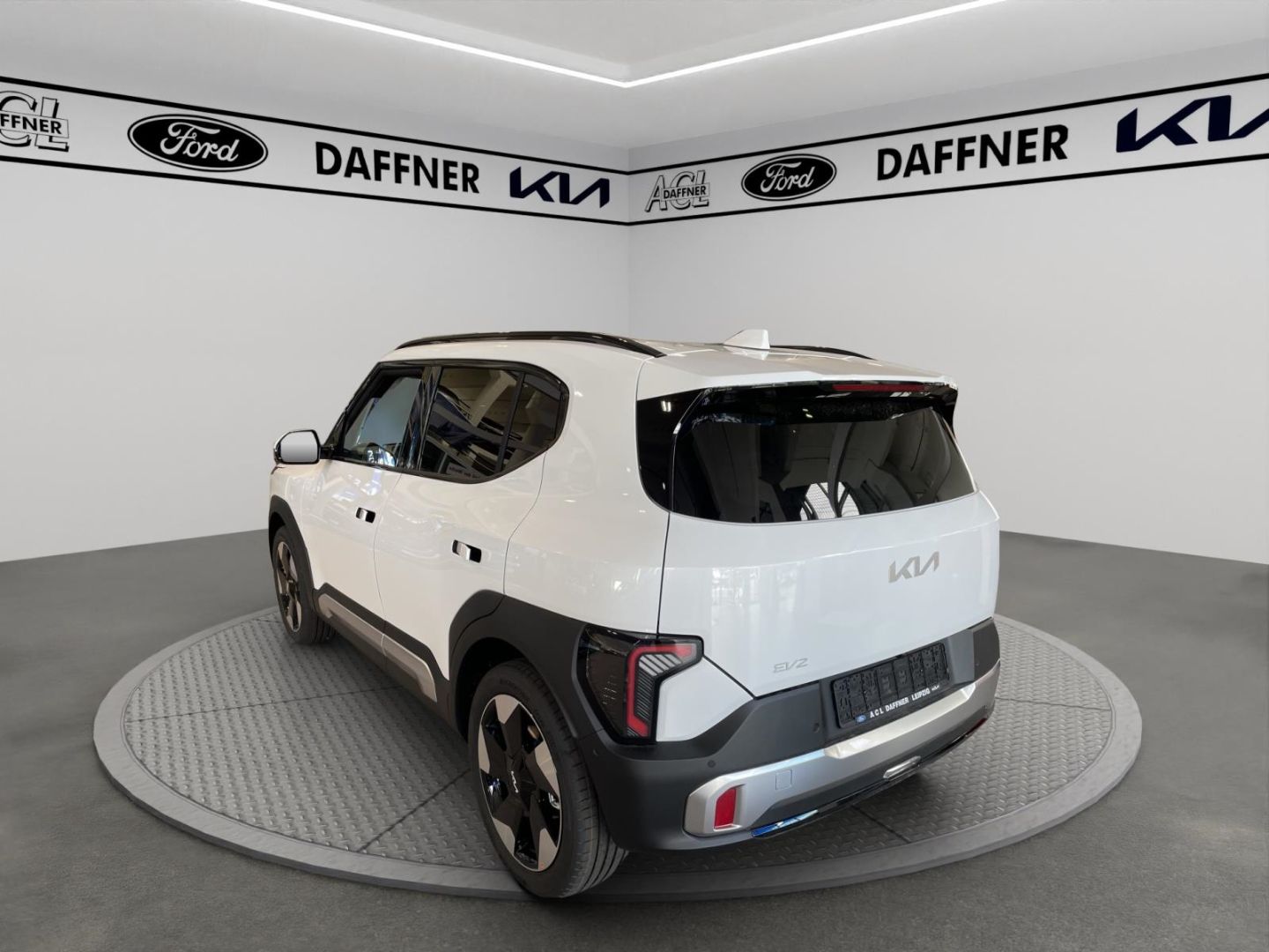 Fahrzeugabbildung Kia EV2 108 kW Earth Navi LED Harman/Kardon Tempomat