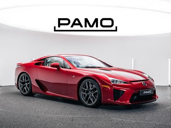 Lexus LFA | pearl red