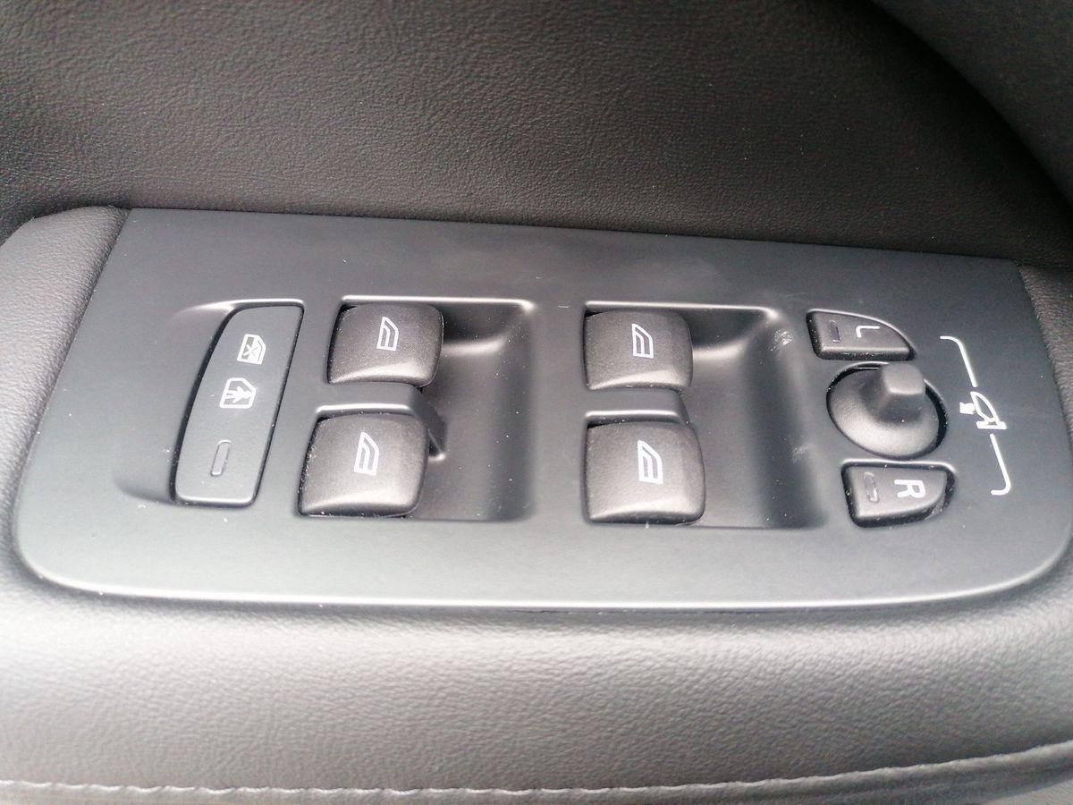 Volvo V60 B5 Mild-Hybrid Benzin AWD foto 11