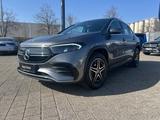 Mercedes-Benz EQA 250 AMG*Pano-SD*AHK*LED-High*Kamera*Totwinkl - gebrauchte Mercedes-Benz EQA aus dem Jahr 2021