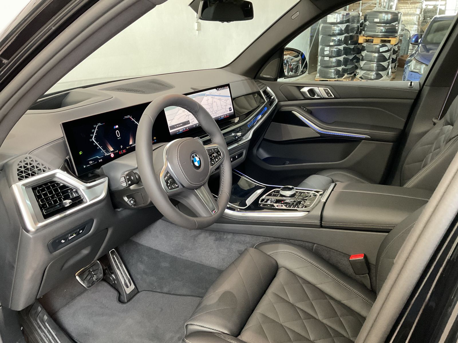 Fahrzeugeinzelansicht 10 Fahrzeugabbildung BMW X5 xDrive30d *Panorama Glasd. *HarmanKardon *Sit