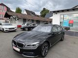 BMW 750 i xDrive/NAVI/Head-UP/Harman/Kardon - BMW 750: 750i Xdrive