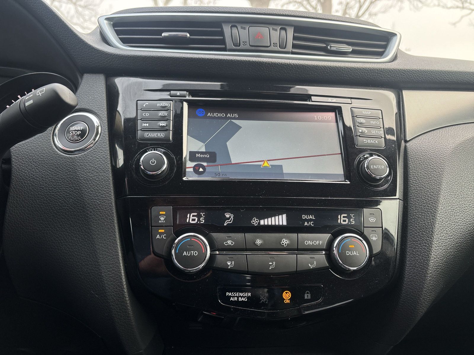 Fahrzeugabbildung Nissan Qashqai 1,6 DIG-T N-Connecta AHK beh.FS