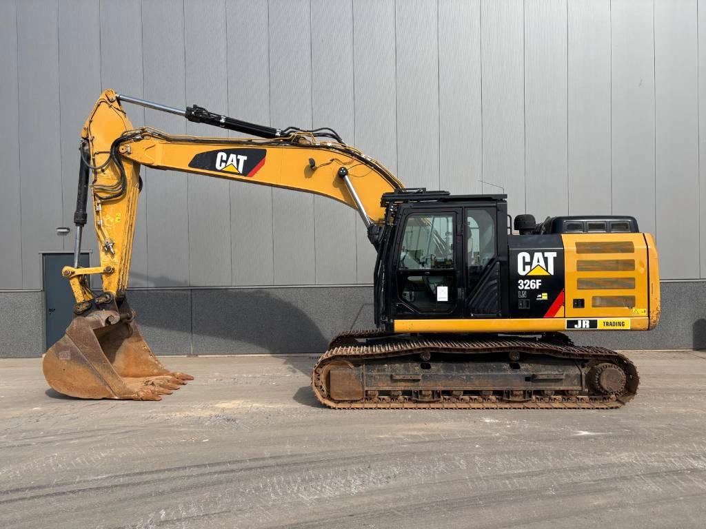 CAT 326 F LN