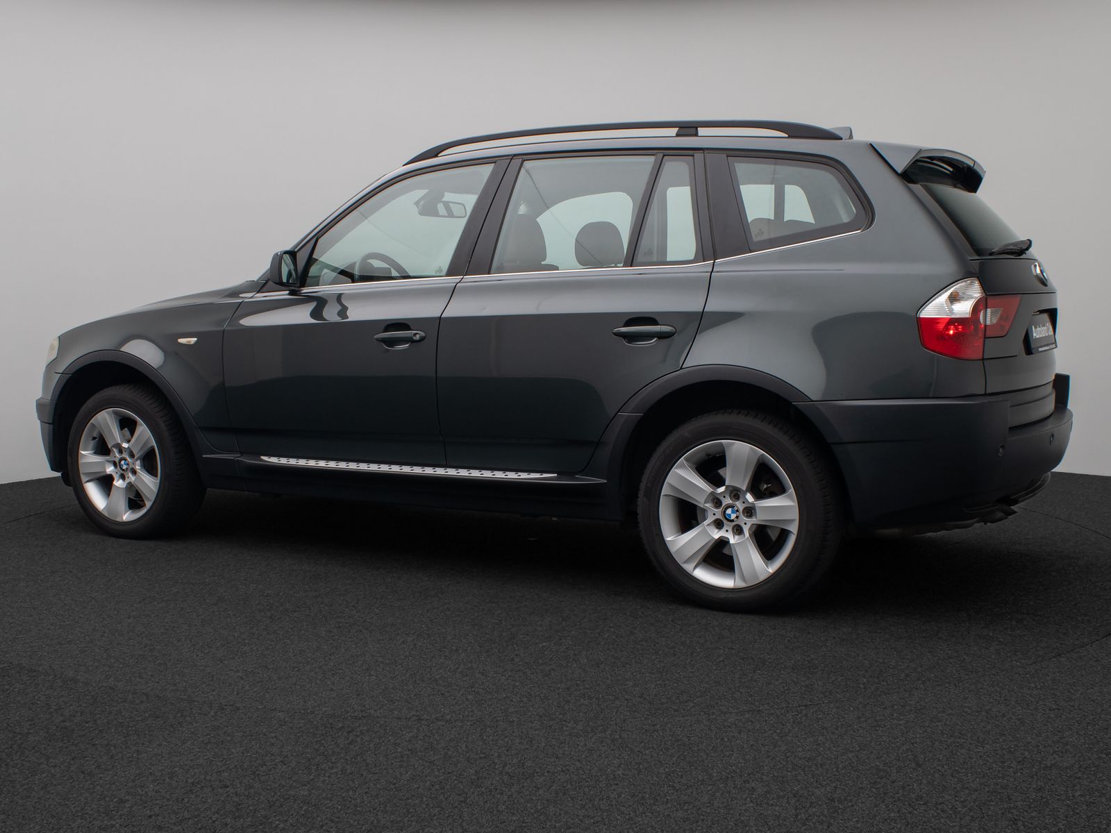 Fahrzeugabbildung BMW X3 xD30d Leder Xenon PDC Sitzhzg Lordos NaviPro