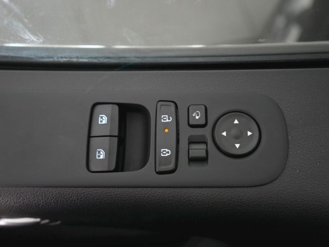 STARIA HEV PRIME AUTOMATIK 9-SITZER+VOLL LED+NAV