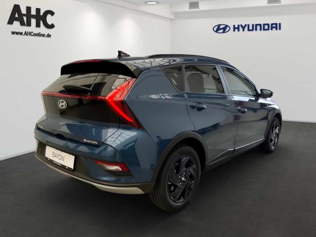 Fahrzeugabbildung Hyundai BAYON 1.0 T-GDI 7-DCT Blackline ACC AUT Kam. LED