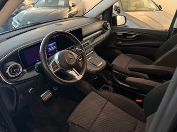 Mercedes V 250 - 9