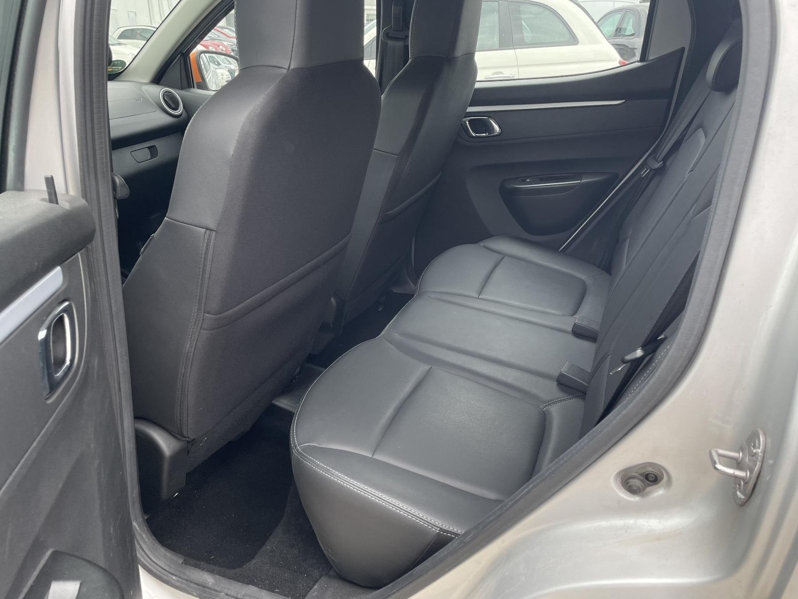 Dacia Spring - Bild 14