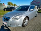 Opel Insignia A Sports Tourer Design Edition - Opel Insignia: Design Edition