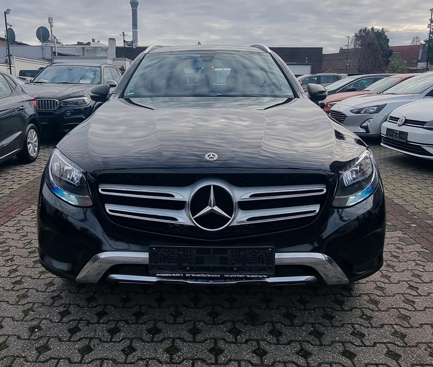 Mercedes-Benz GLC 350 d 4Matic-1HD-NAVI-TEMPOMA-SITZHZ-GARANTI