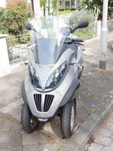 Piaggio MP3 400 LTie mit TomTom-Navi - ROLLER MP3